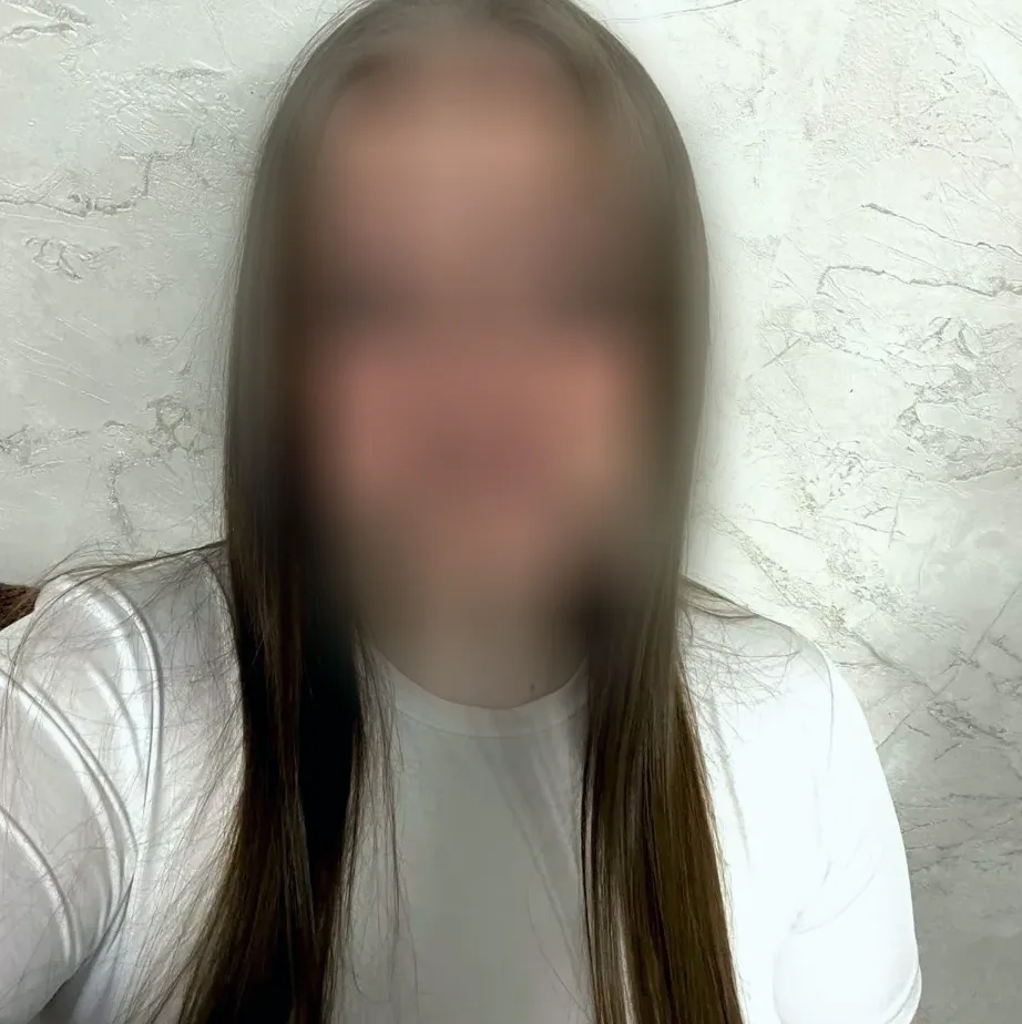 Danielle, 21