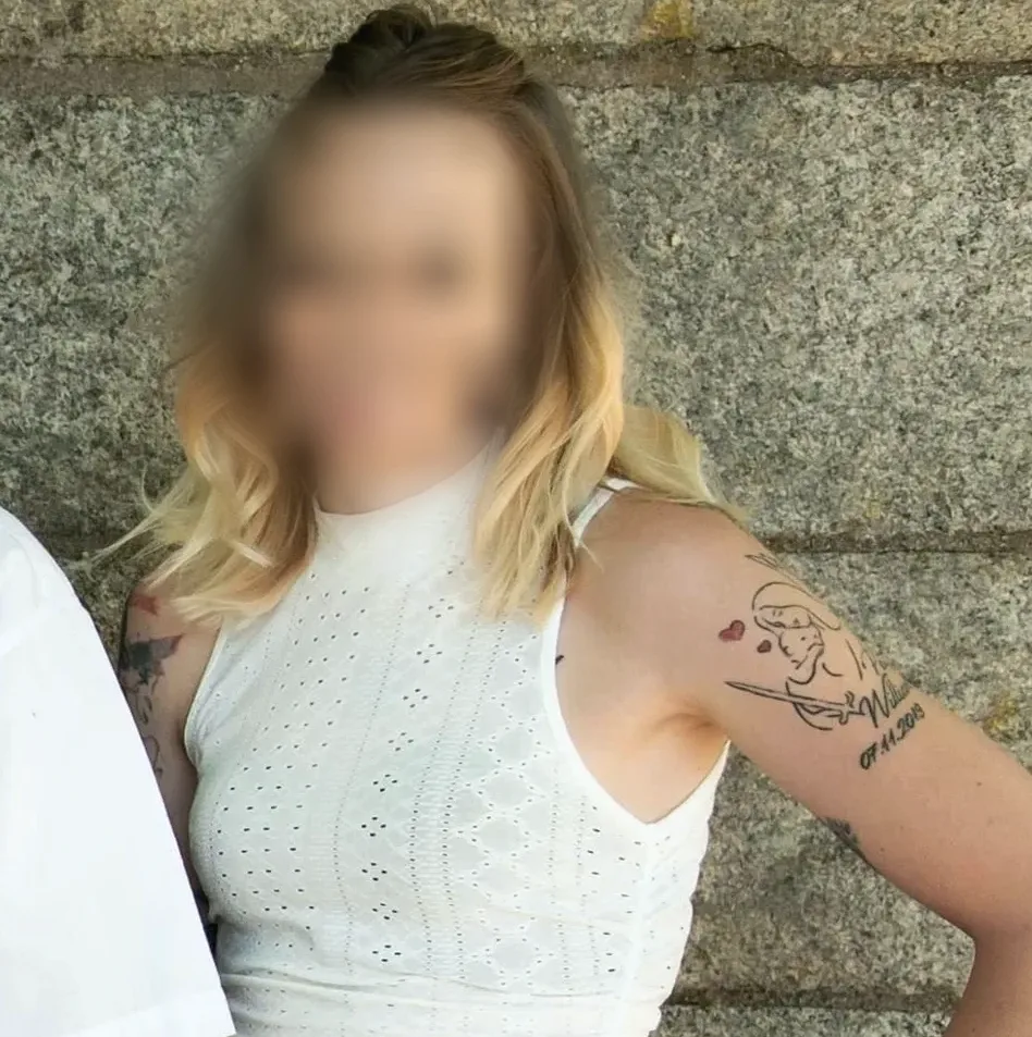 Neha, 32